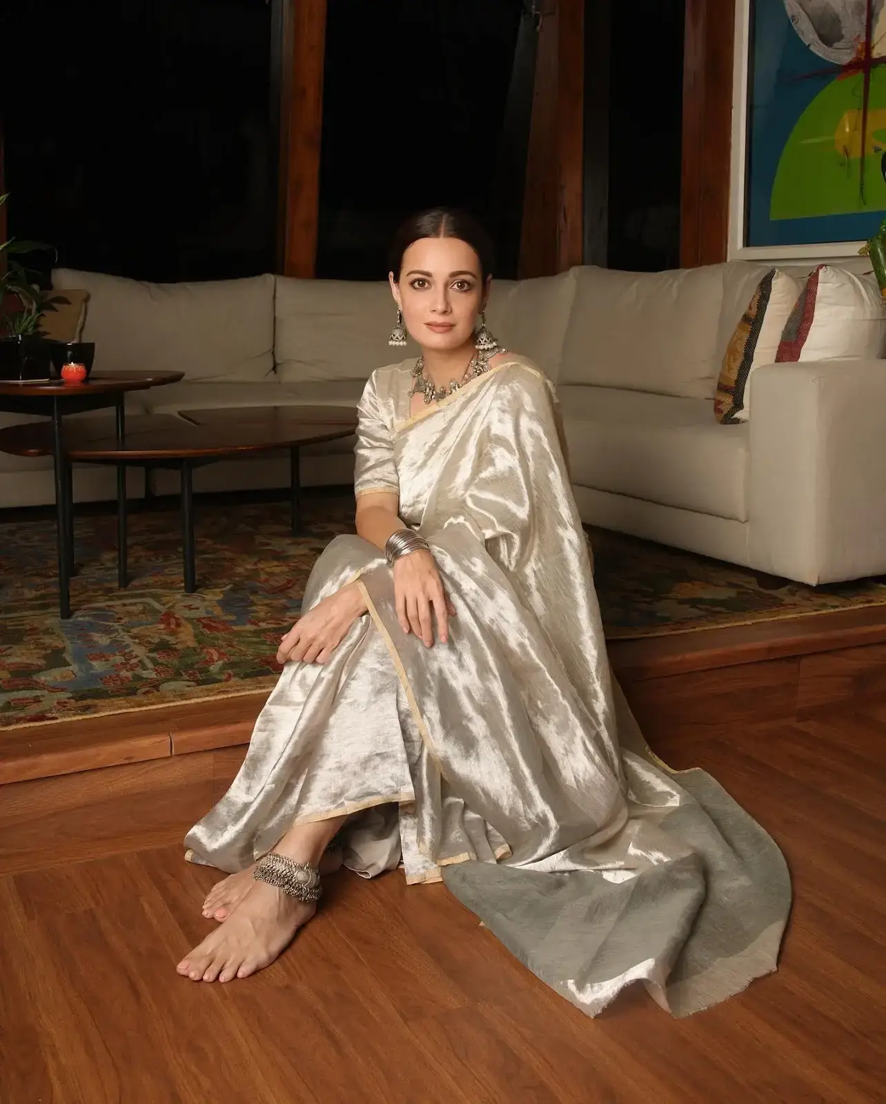 Indian Actress Dia Mirza Images In Sliver Color Saree